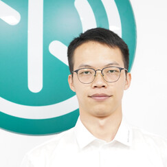 黄俊斌 Robin Huang